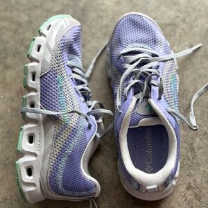 Women’s Columbia drainage shoe